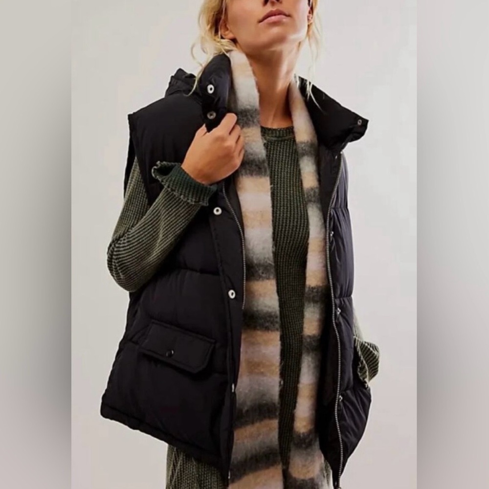 Free People Dreamers Puffa Hooded Black Vest Sz Large